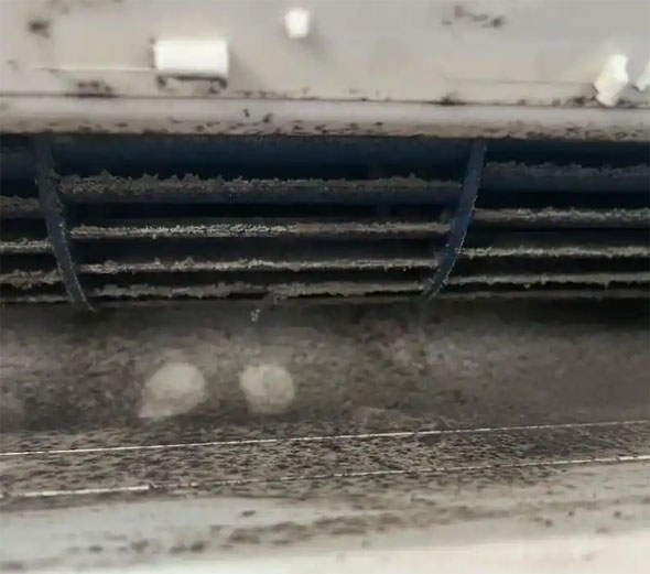 黄石港空调吹的风有股烧焦味是怎么回事